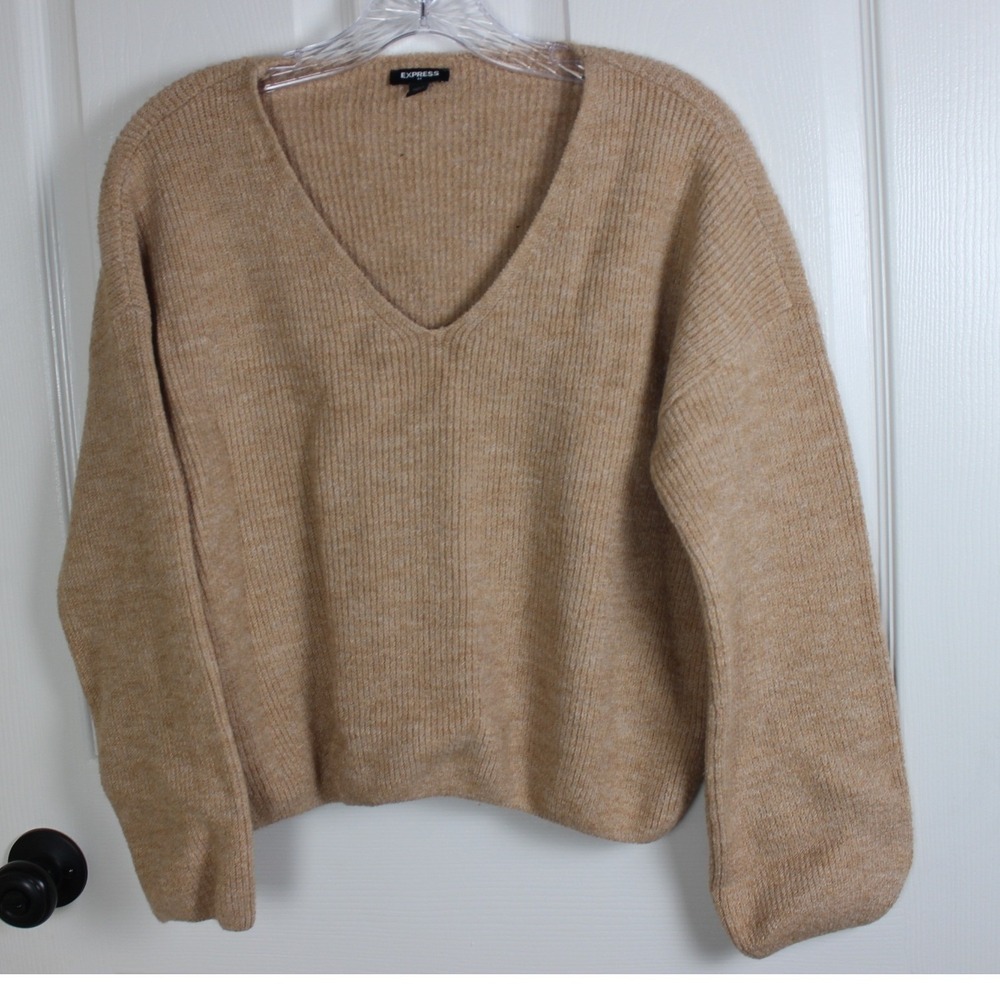 EXPRESS Tan Ribbed V Neck Long‎ Sleeve Sweater Womens XS Acrylic Blend
